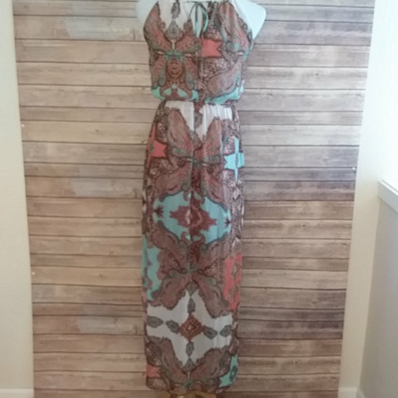 Sweet Storm Maxi Dress Size Small - Picture 5 of 8